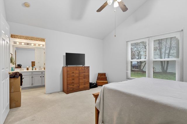 1919 Cloverdale Way, Belvidere, IL 61008