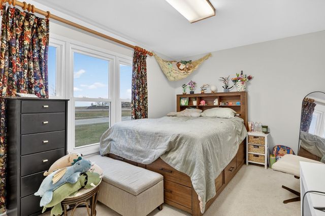 1919 Cloverdale Way, Belvidere, IL 61008