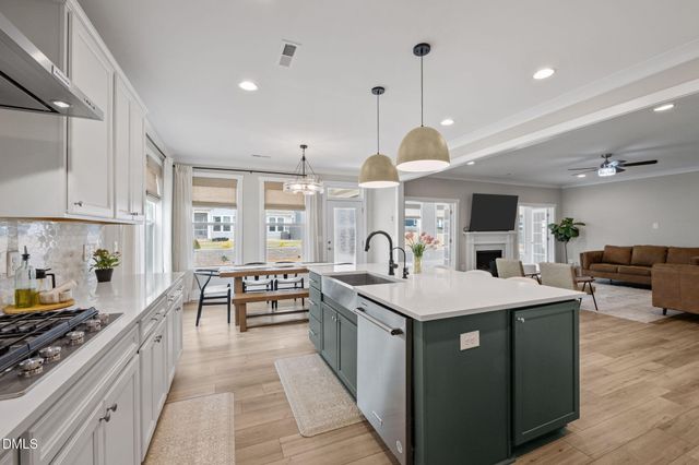 2725 Spotted Coral Court, Apex, NC 27502