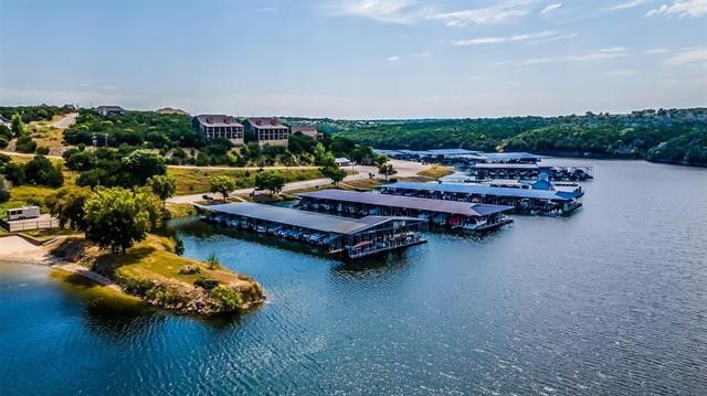 270 Poppy Hills Drive, Possum Kingdom Lake, TX 76449