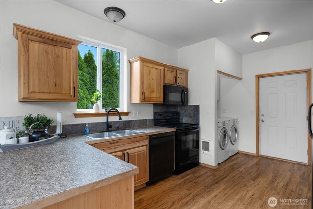 321 E Penzance Road, Shelton, WA 98584