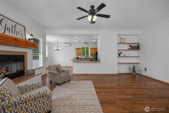321 E Penzance Road, Shelton, WA 98584
