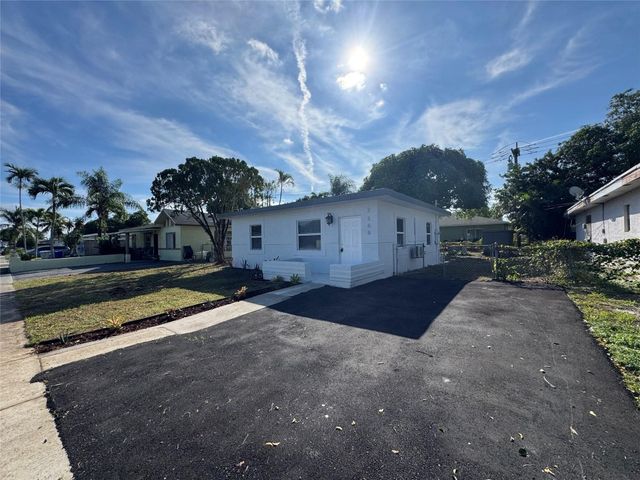 2638 NW 10th Street, Pompano Beach, FL 33069
