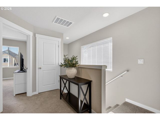 2876 S NECTARINE St, Cornelius, OR 97113