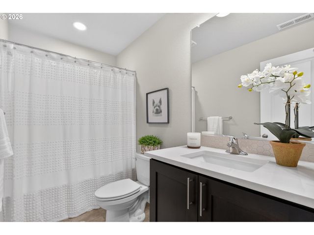 2876 S NECTARINE St, Cornelius, OR 97113