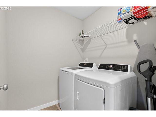 2876 S NECTARINE St, Cornelius, OR 97113