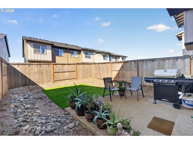 2876 S NECTARINE St, Cornelius, OR 97113