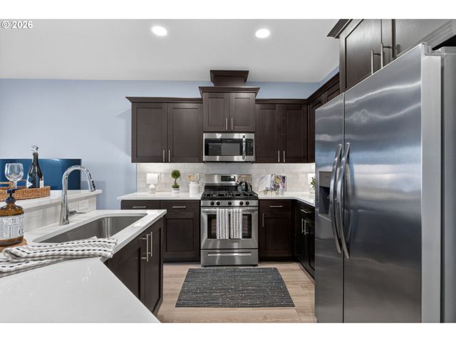 2876 S NECTARINE St, Cornelius, OR 97113