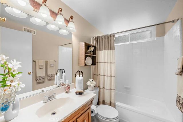 9735 Hibiscus Avenue, Fountain Valley, CA 92708