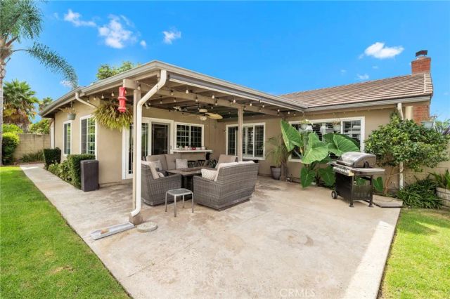 9735 Hibiscus Avenue, Fountain Valley, CA 92708