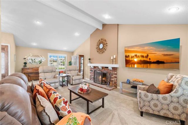 9735 Hibiscus Avenue, Fountain Valley, CA 92708