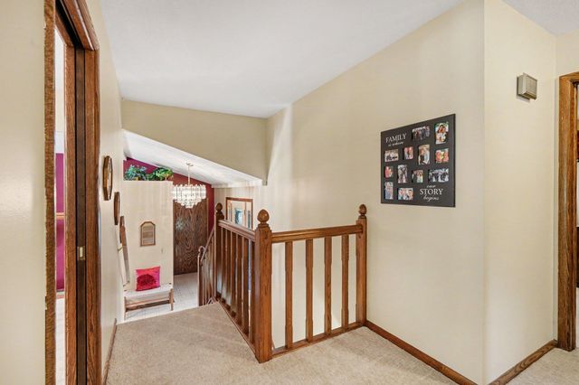 436 Rice Creek Boulevard NE, Fridley, MN 55432
