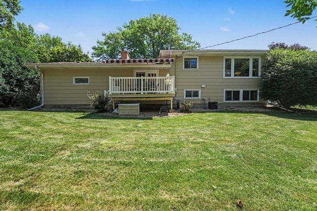 436 Rice Creek Boulevard NE, Fridley, MN 55432