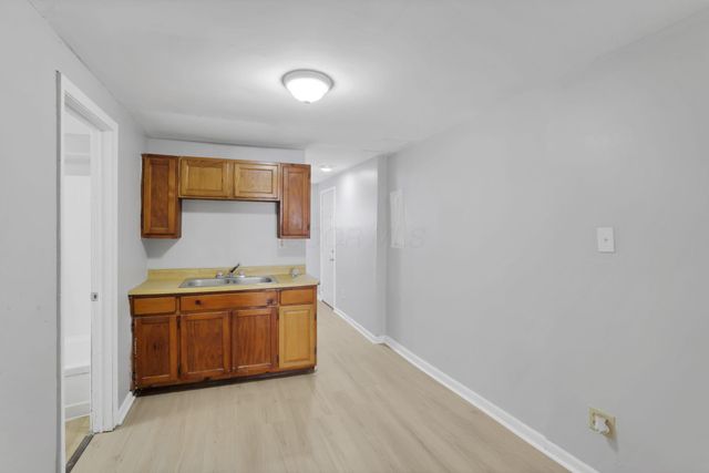 406 S Hague Avenue, Columbus, OH 43204