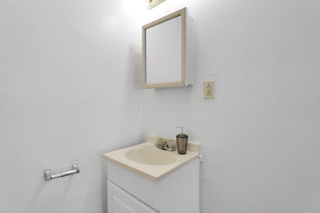 406 S Hague Avenue, Columbus, OH 43204