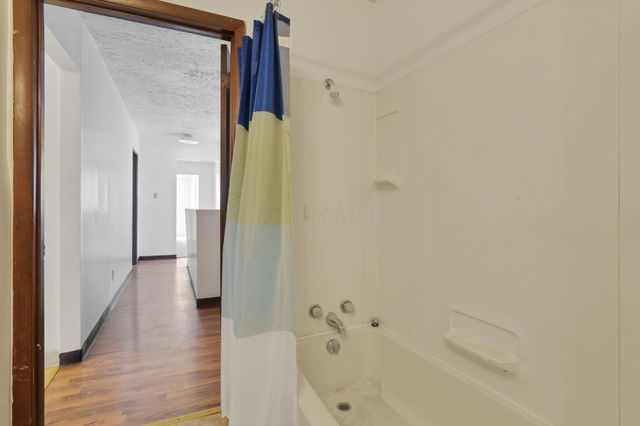 406 S Hague Avenue, Columbus, OH 43204