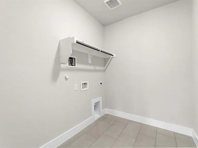 7020 Ladybug Lane, Aubrey, TX 76227