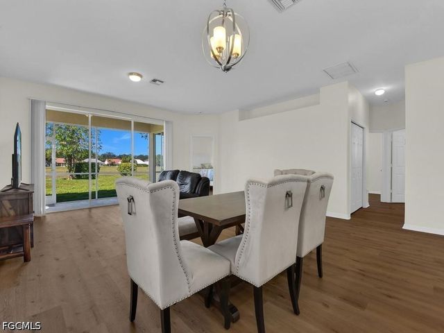 11204 Lakeland CIR, Fort Myers, FL 33913