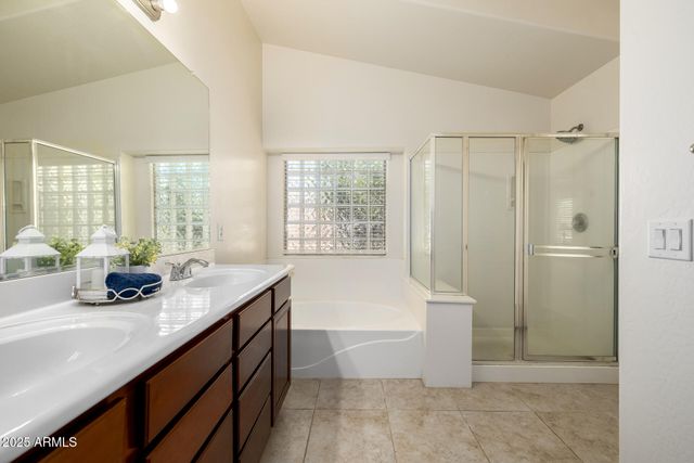 38609 N CAROLINA Avenue, San Tan Valley, AZ 85140