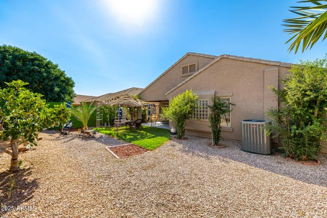 38609 N CAROLINA Avenue, San Tan Valley, AZ 85140