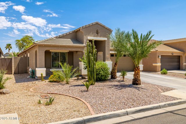 38609 N CAROLINA Avenue, San Tan Valley, AZ 85140