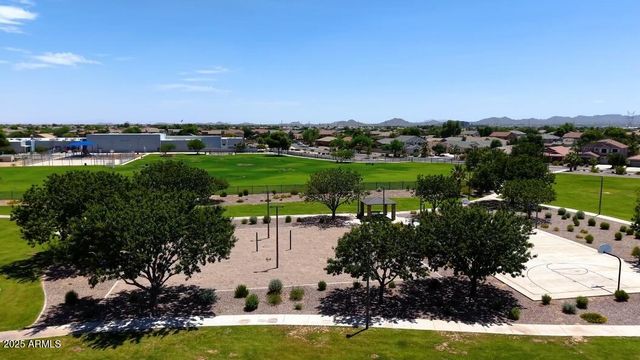 38609 N CAROLINA Avenue, San Tan Valley, AZ 85140