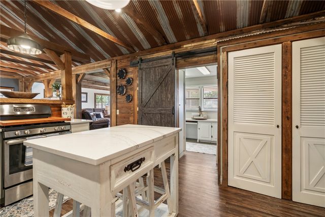 19611 W Nokes Farm Road, Siloam Springs, AR 72761