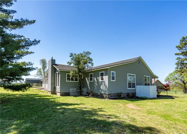 19611 W Nokes Farm Road, Siloam Springs, AR 72761