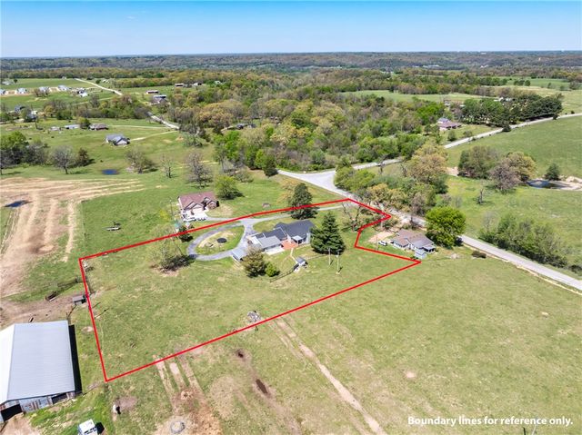 19611 W Nokes Farm Road, Siloam Springs, AR 72761
