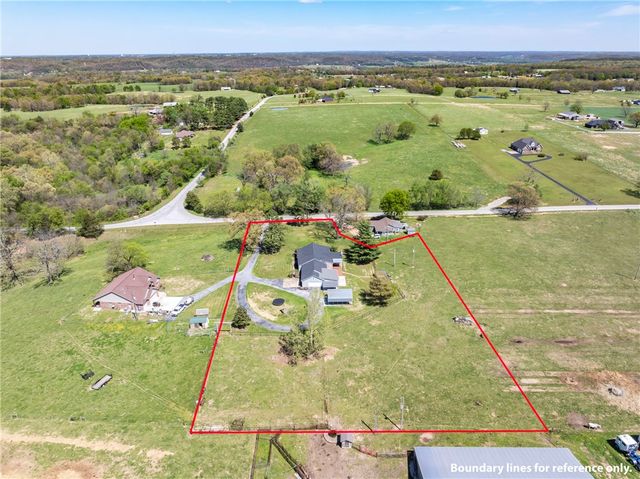 19611 W Nokes Farm Road, Siloam Springs, AR 72761