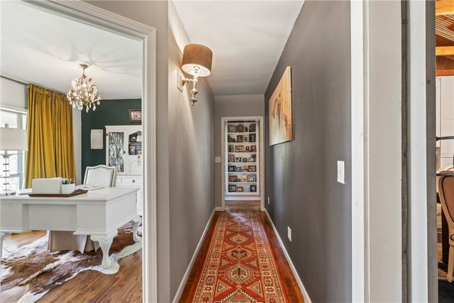 19611 W Nokes Farm Road, Siloam Springs, AR 72761