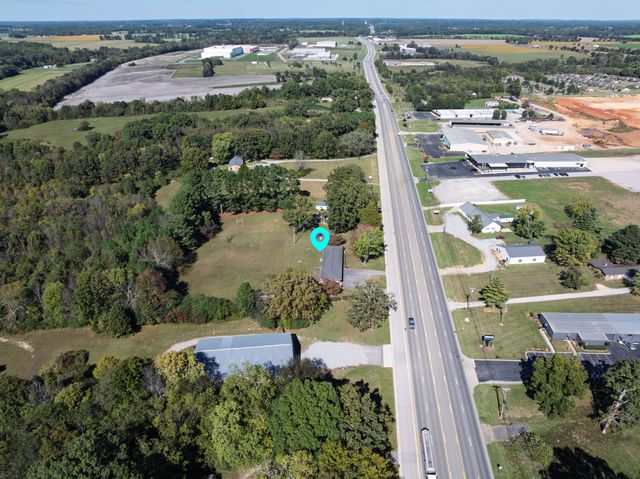 2763 Highway 43, N, Lawrenceburg, TN 38464