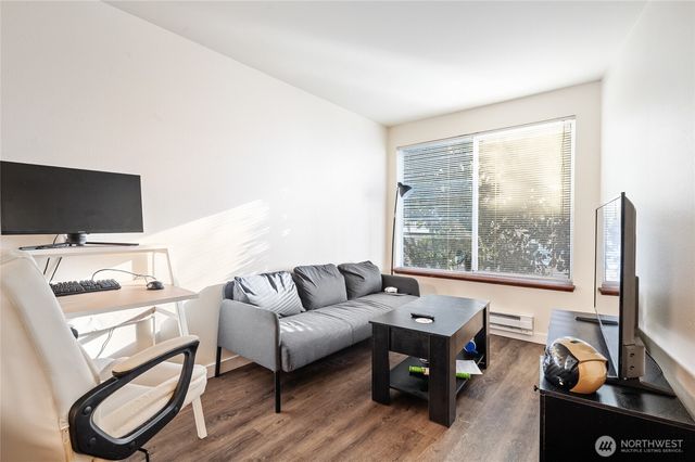 2418 NW 57th Street, Seattle, WA 98107