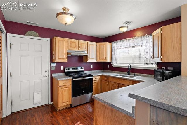 6265 Sorpresa Lane, Colorado Springs, CO 80924