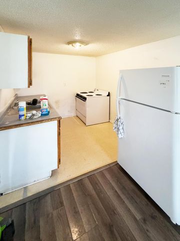 112 W Clinton Street, Augusta Vllg, MI 49012