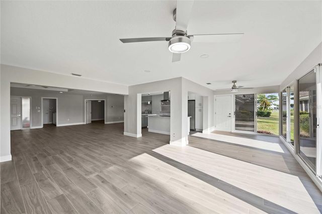 717 CARNOUSTIE TERRACE 9, Venice, FL 34293