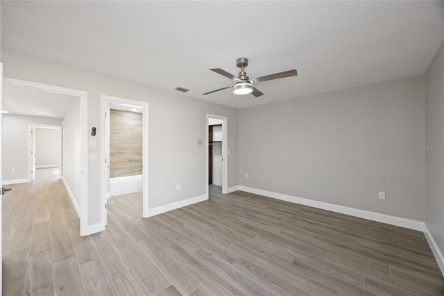 717 CARNOUSTIE TERRACE 9, Venice, FL 34293