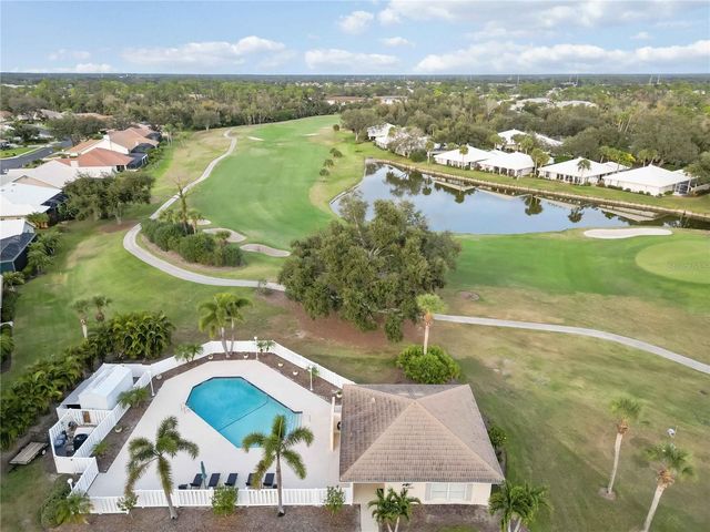 717 CARNOUSTIE TERRACE 9, Venice, FL 34293