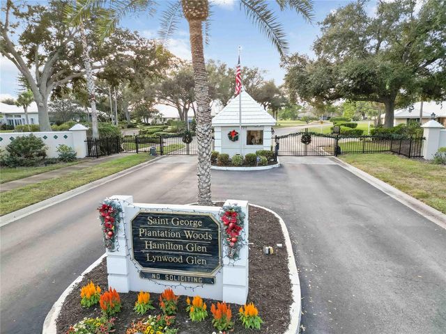 717 CARNOUSTIE TERRACE 9, Venice, FL 34293