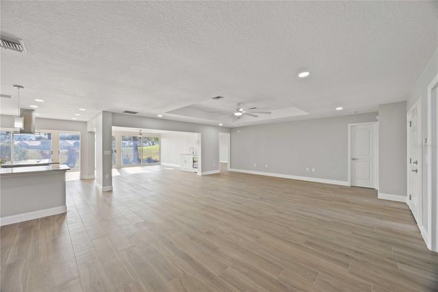 717 CARNOUSTIE TERRACE 9, Venice, FL 34293