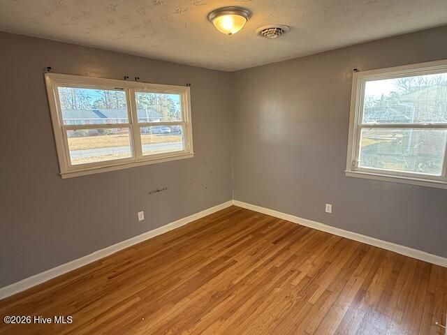 8 Oxford Drive, Jacksonville, NC 28546