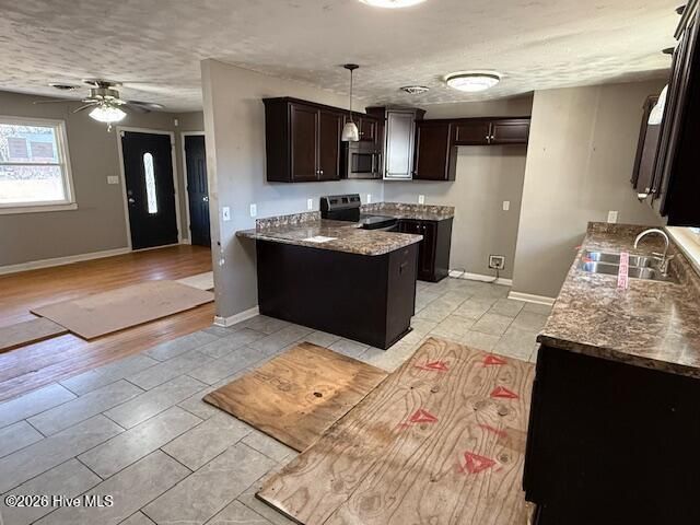 8 Oxford Drive, Jacksonville, NC 28546