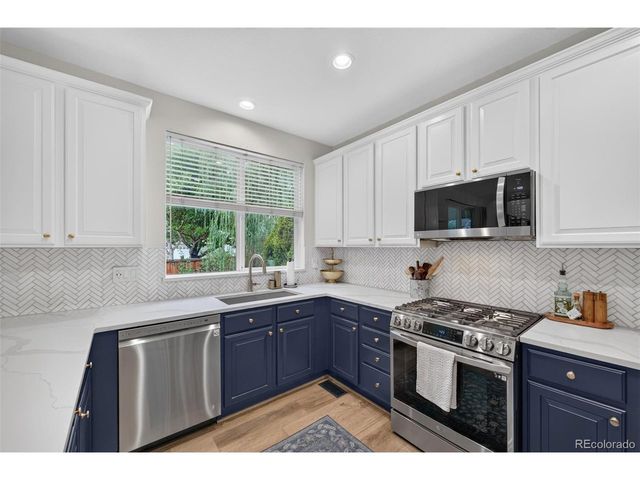 5587 S Gray St, Littleton, CO 80123