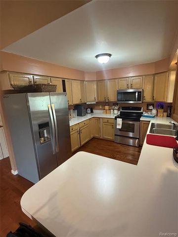25032 Richard Street, Taylor, MI 48180