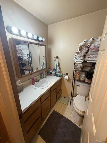 25032 Richard Street, Taylor, MI 48180