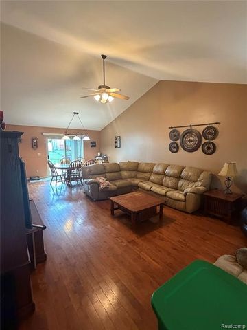 25032 Richard Street, Taylor, MI 48180
