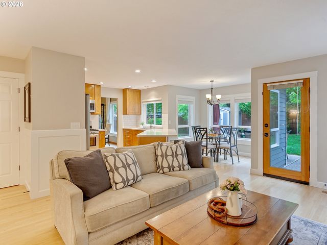 7355 Sw 154TH Ter, Beaverton, OR 97007