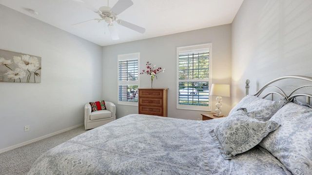 7423 SEA ISLAND LANE, Bradenton, FL 34201