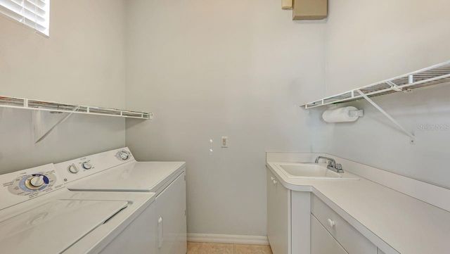 7423 SEA ISLAND LANE, Bradenton, FL 34201