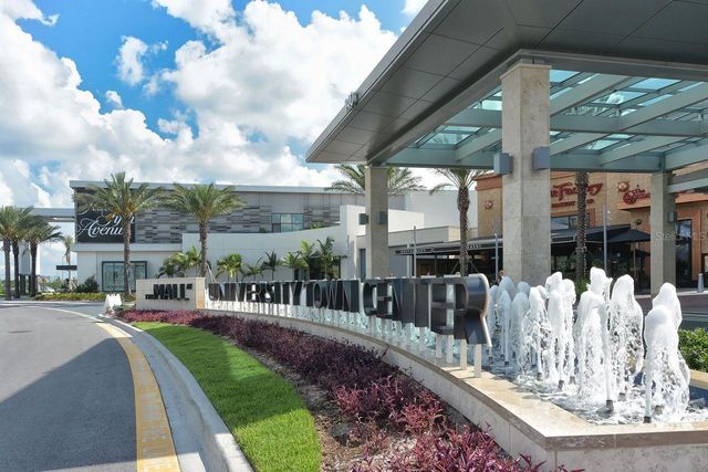 7423 SEA ISLAND LANE, Bradenton, FL 34201